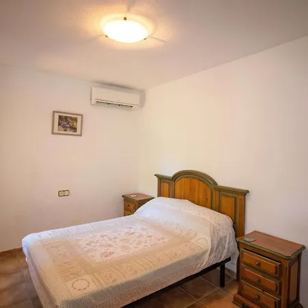 Villa Con Jardin Y Piscina Privada *
